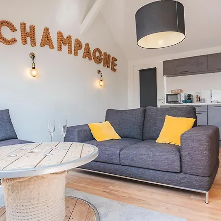 Champagnecity Centereasy Parkingclim * Épernay